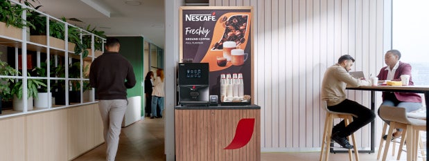 machine-à-café-professionnelle-libre-service-entreprise-nescafé