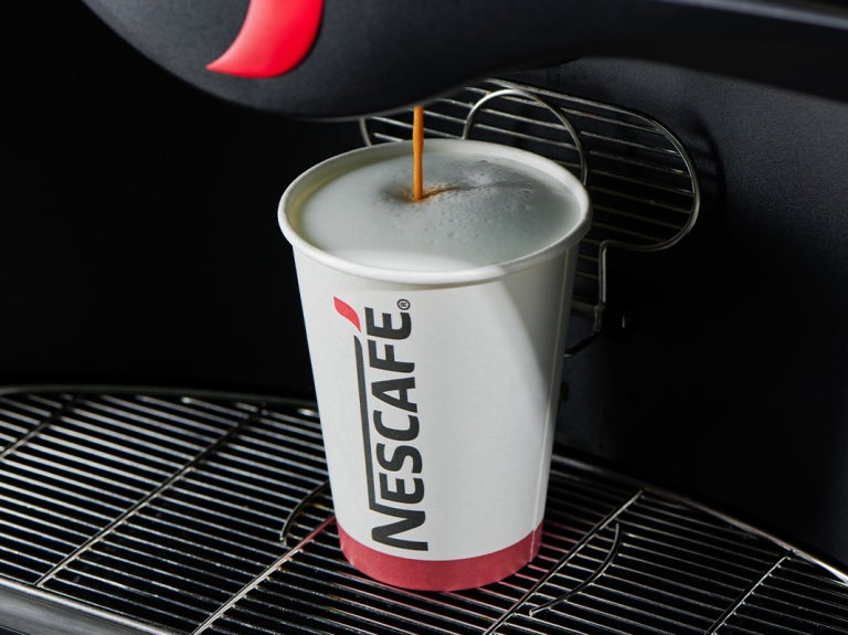 café-disponible-sur-le-campus-machine-à-café-professionnelle-automatique