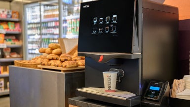 machine-à-café-professionnelle-automatique-supermarché-et-magasin-de-proximité