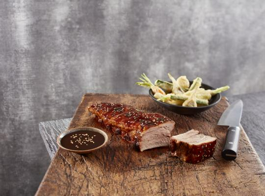Travers de Porc Laqué au Miel et au Sésame