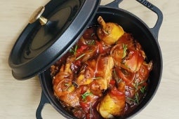 Cocotte de poulet fermier Basquaise