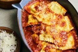Raviolis épinards/ricotta avec la Salsa Di Pomodoro Buitoni®