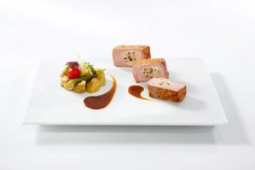 Pavé de Veau Farci aux Olives Jus au Gingembre et Citron Confit Poivrades au Xérès et Légumes