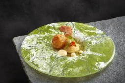 Beignet de Queue de Langoustine, Mousseline à la Verveine Citronnée, Sabayon Vin Blanc