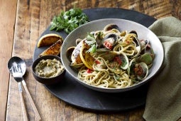 Spaghetti aux palourdes, citron et piment