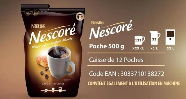 un-sac-de-cafe-avec-une-tasse-de-cafe